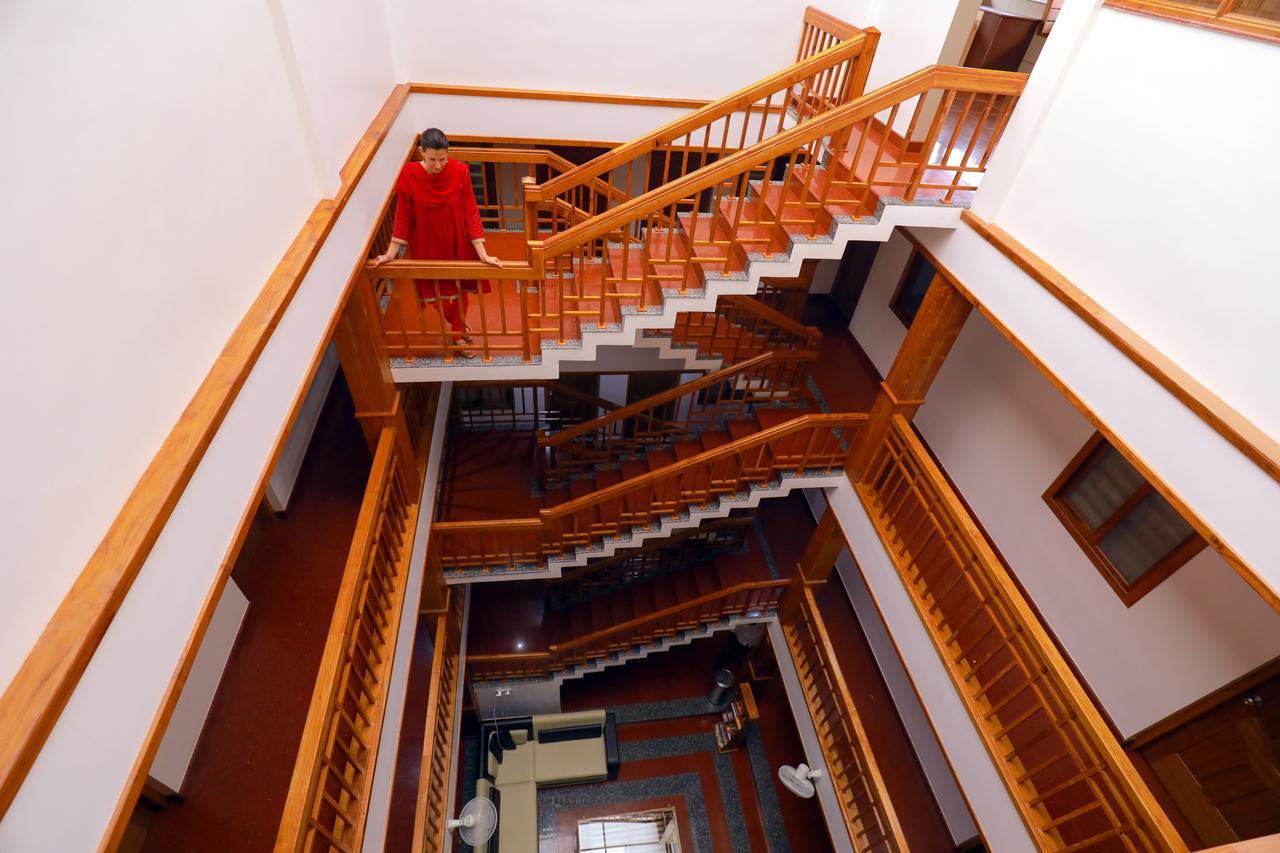 Roses Inn Fortkochi Εξωτερικό φωτογραφία