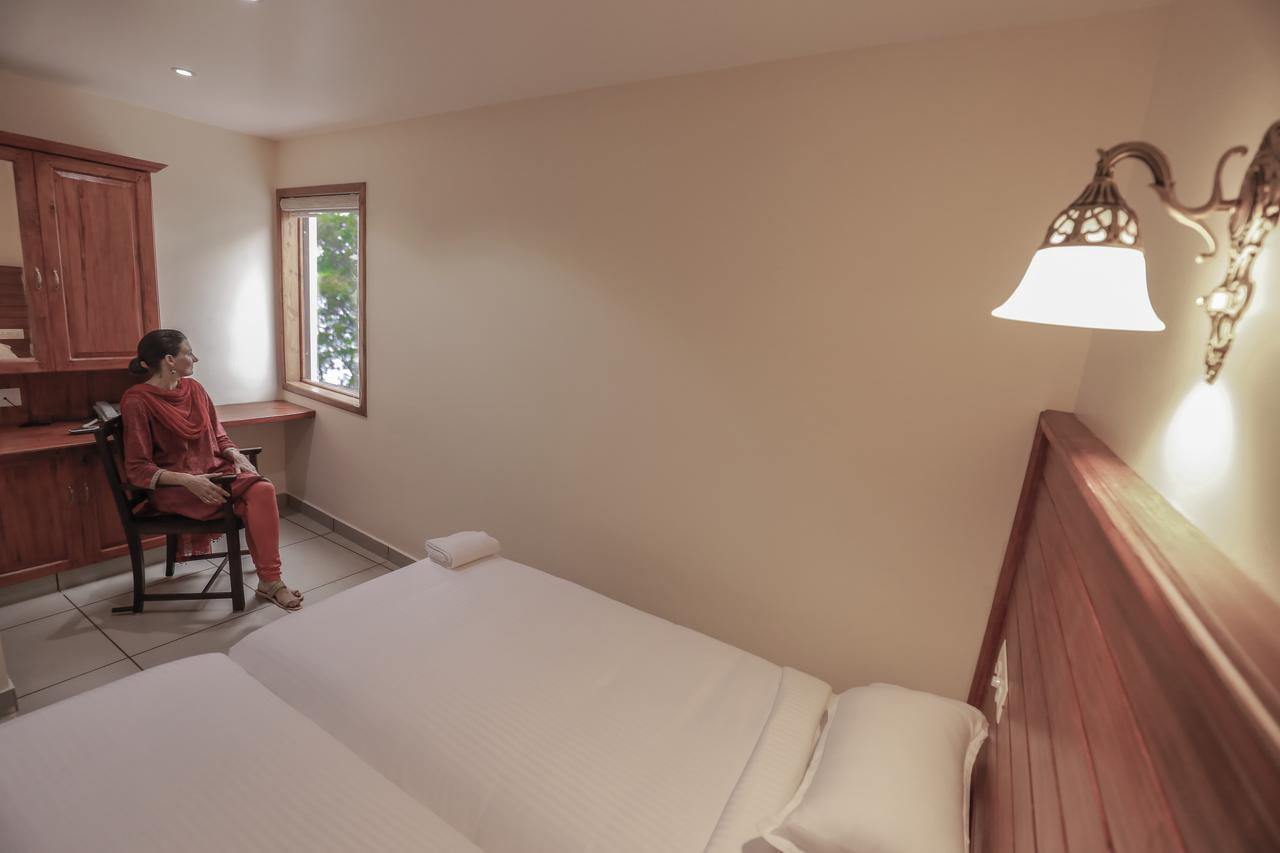 Roses Inn Fortkochi Εξωτερικό φωτογραφία