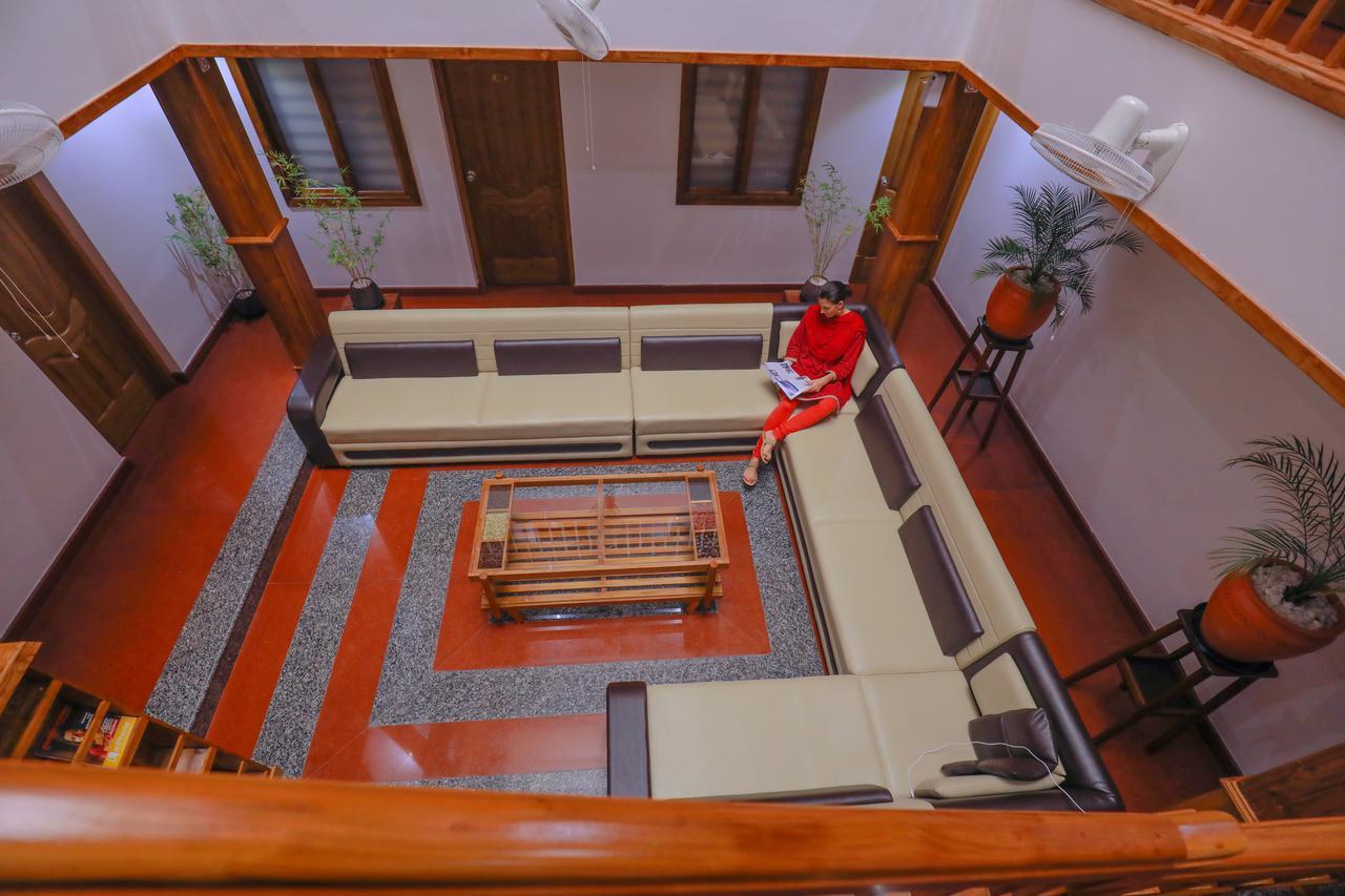 Roses Inn Fortkochi Εξωτερικό φωτογραφία